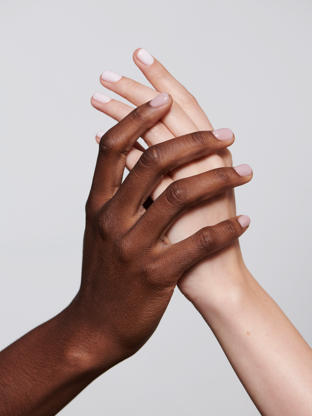 AU-DESSUS DU NUD, DE LA BRUME